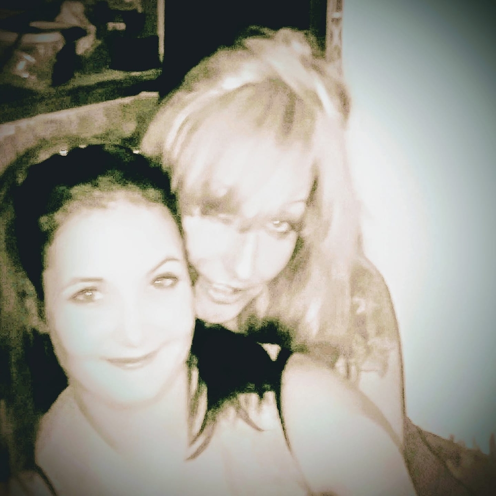 Meet your Posher, Crystal